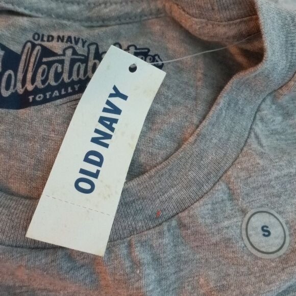 Old Navy Size S Vintage Budweiser Beer Bottle Christmas Lights Graphic T Shirt - Picture 9 of 9